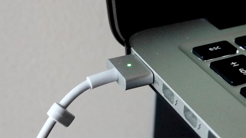 Apple mang MagSafe quay trở lại trên Macbook với phiên bản mới